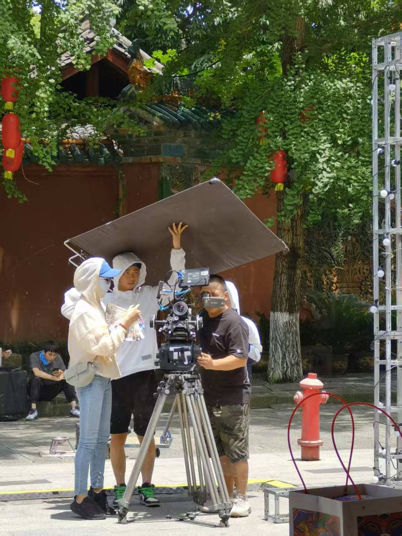 格尔木市TVC拍摄公司：资深团队坐镇，打造现象级广告作品的幕后推手